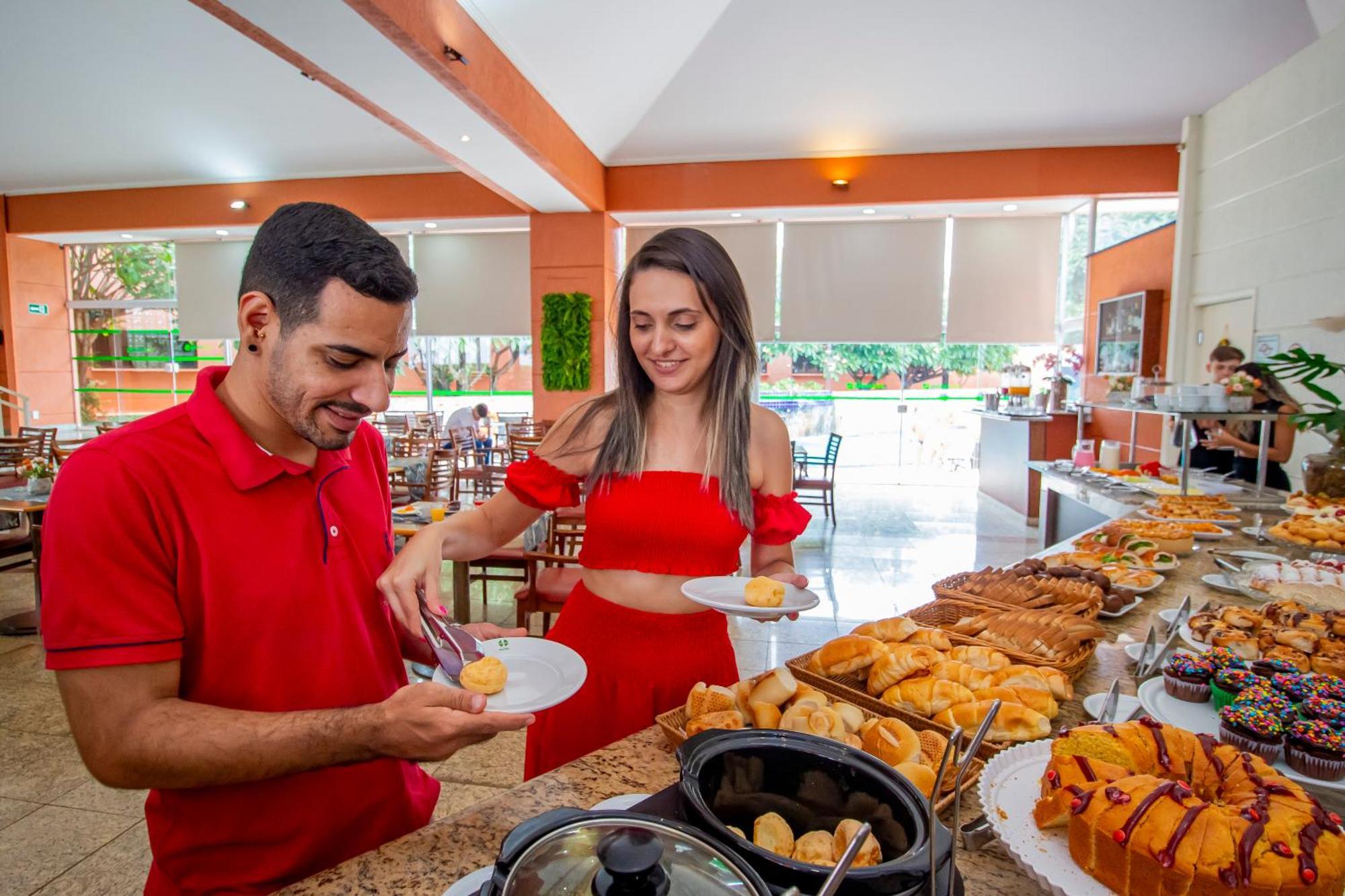 Hotel Golden Park Ribeirao Preto By Nacional Inn エクステリア 写真